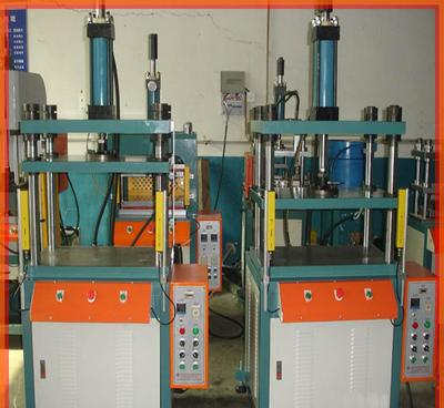 專業(yè)廠家批發(fā)銷售高品質(zhì)油壓沖切機(jī)、鋁鎂制品沖邊機(jī)及油壓沖邊機(jī)